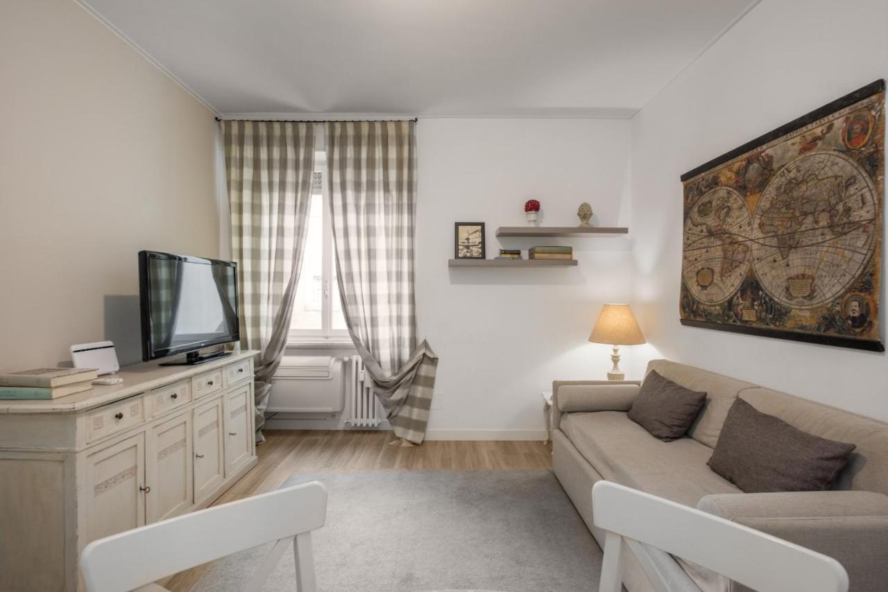 Flats4Rent Dimora Del Viandante Apartment เวโรนา ภายนอก รูปภาพ